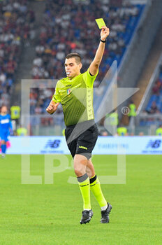 2021-09-12 - Simone Sozza referee in action during the  Italian Football Championship League A 2021/2022 match between AS Roma vs US Sassuolo at the Olimpic Stadium in Rome. - AS ROMA VS US SASSUOLO - ITALIAN SERIE A - SOCCER