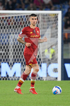 2021-09-12 - Gianluca Mancini of AS Roma in action during the  Italian Football Championship League A 2021/2022 match between AS Roma vs US Sassuolo at the Olimpic Stadium in Rome. - AS ROMA VS US SASSUOLO - ITALIAN SERIE A - SOCCER