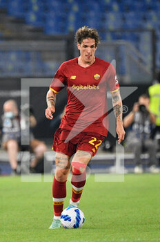 2021-09-12 - Nicolo' Zaniolo of AS Roma in action during the  Italian Football Championship League A 2021/2022 match between AS Roma vs US Sassuolo at the Olimpic Stadium in Rome. - AS ROMA VS US SASSUOLO - ITALIAN SERIE A - SOCCER
