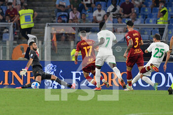 2021-09-12 - Rui Patricio of AS Roma rejects a conclusion of Domenico Berardi of Sassuolo Calcio in action during the  Italian Football Championship League A 2021/2022 match between AS Roma vs US Sassuolo at the Olimpic Stadium in Rome. - AS ROMA VS US SASSUOLO - ITALIAN SERIE A - SOCCER