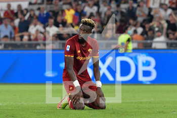 2021-09-12 - Tammy Abraham of AS Roma in action during the  Italian Football Championship League A 2021/2022 match between AS Roma vs US Sassuolo at the Olimpic Stadium in Rome. - AS ROMA VS US SASSUOLO - ITALIAN SERIE A - SOCCER