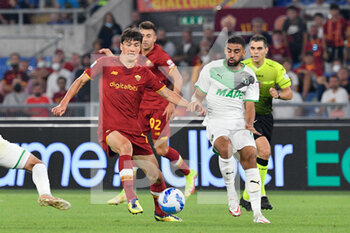 2021-09-12 - Eldor Shomurodov of AS Roma in action during the  Italian Football Championship League A 2021/2022 match between AS Roma vs US Sassuolo at the Olimpic Stadium in Rome. - AS ROMA VS US SASSUOLO - ITALIAN SERIE A - SOCCER