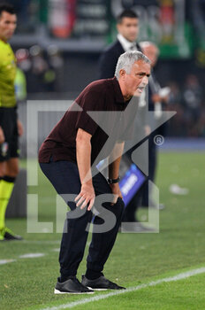 2021-09-12 - Jose’ Mourinho coach of AS Roma in action during the  Italian Football Championship League A 2021/2022 match between AS Roma vs US Sassuolo at the Olimpic Stadium in Rome. - AS ROMA VS US SASSUOLO - ITALIAN SERIE A - SOCCER