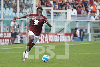 2021-09-12 - Wilfried Singo (Torino FC) in action - TORINO FC VS US SALERNITANA - ITALIAN SERIE A - SOCCER