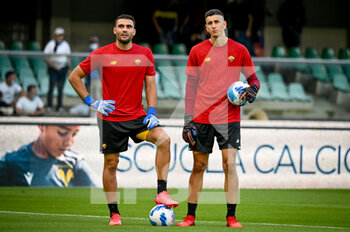 2021-09-19 - Daniel Fuzato (Roma) and Pietro Boer (Roma) - HELLAS VERONA FC VS AS ROMA - ITALIAN SERIE A - SOCCER