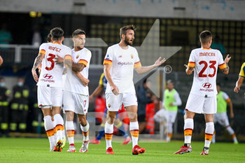 2021-09-19 - Roma celebrates after Ivan Ilic (Verona) scorea an auto goal 2-2 - HELLAS VERONA FC VS AS ROMA - ITALIAN SERIE A - SOCCER