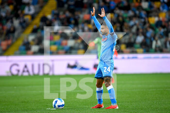 2021-09-20 - Lorenzo Insigne (Napoli) at the free kick - UDINESE CALCIO VS SSC NAPOLI - ITALIAN SERIE A - SOCCER