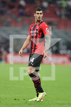 2021-09-22 - Pietro Pellegri of AC Milan in action during the Serie A 2021/22 football match between AC Milan and Venezia FC at Giuseppe Meazza Stadium, Milan, Italy on September 22, 2021 - AC MILAN VS VENEZIA FC - ITALIAN SERIE A - SOCCER