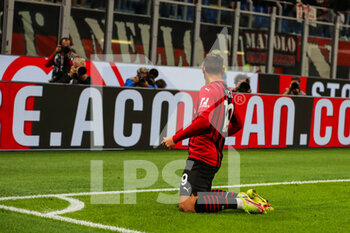 2021-09-22 - Theo Hernandez of AC Milan celebrates after scoring a goal during the Serie A 2021/22 football match between AC Milan and Venezia FC at Giuseppe Meazza Stadium, Milan, Italy on September 22, 2021 - AC MILAN VS VENEZIA FC - ITALIAN SERIE A - SOCCER