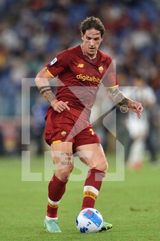 2021-09-23 - ROME, ITALY -  September 23 : Nicolo' Zaniolo   of  AS Roma in action  during the  Serie A soccer  match between  AS Roma and  Udinese  at Stadio Olimpico on  September 23,2021 in Rome Italy - AS ROMA VS UDINESE CALCIO - ITALIAN SERIE A - SOCCER