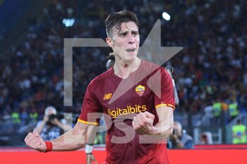 2021-09-23 - ROME, ITALY - September 23 :  Riccardo Calafiori  AS Roma  celebrates  at after Tammy Abraham scoring a goal during the Italian Serie A  soccer match between  AS Roma  and Udinese  at Stadio Olimpico on September 23,2021 in Rome, Italy - AS ROMA VS UDINESE CALCIO - ITALIAN SERIE A - SOCCER