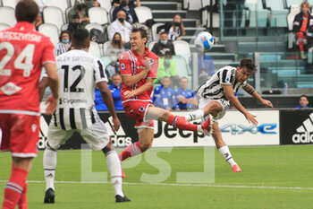 2021-09-26 - Paulo Dybala (Juventus FC) shots on goal - JUVENTUS FC VS UC SAMPDORIA - ITALIAN SERIE A - SOCCER