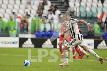 2021-09-26 - Leonardo Bonucci (Juventus FC) scores the penalty - JUVENTUS FC VS UC SAMPDORIA - ITALIAN SERIE A - SOCCER