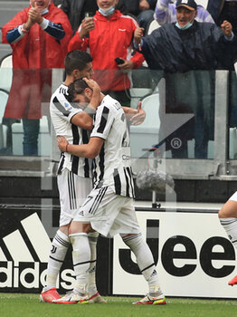 2021-09-26 - Manuel Locatelli (Juventus FC) celebrates the goal with Alvaro Morata (Juventus FC) - JUVENTUS FC VS UC SAMPDORIA - ITALIAN SERIE A - SOCCER