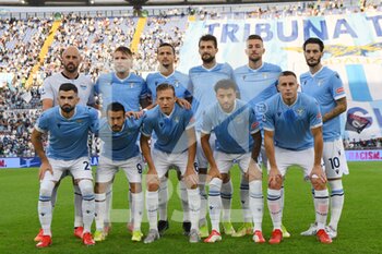 2021-09-26 - ROME, ITALY - September 26 : Players of SS Lazio pose a photo before  the  Serie A soccer match between  SS Lazio and  AS Roma  at Stadio Olimpico on September 26,2021 in Rome,Italy - SS LAZIO VS AS ROMA - ITALIAN SERIE A - SOCCER