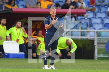 2021-10-03 - ROME, ITALY - October 3  :  Head Coach Aurelio Andreazzoli  of Empoli FC  gives to tactics to team during  Italian  Serie A soccer match between  AS Roma and  Empoli FC   at Stadio Olimpico on October 3,2021   in Rome Italy  - AS ROMA VS EMPOLI FC - ITALIAN SERIE A - SOCCER