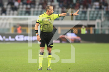 2021-10-02 - Paolo Valeri referee - TORINO FC VS JUVENTUS FC - ITALIAN SERIE A - SOCCER