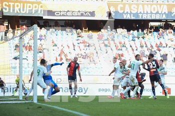 2021-10-17 - Johan Vásquez (Genoa), goal 2-2- - GENOA CFC VS US SASSUOLO - ITALIAN SERIE A - SOCCER