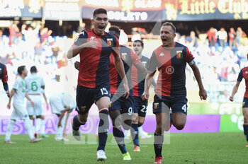 2021-10-17 - Johan Vásquez (Genoa), and Domenico Criscito (Genoa)
 celebrates after scoring a goal - GENOA CFC VS US SASSUOLO - ITALIAN SERIE A - SOCCER
