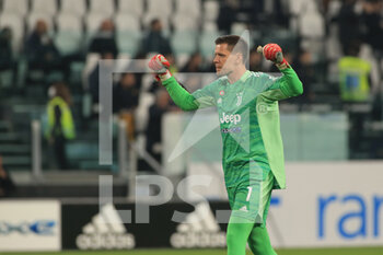 2021-10-17 - Wojciech Szczęsny (Juventus FC) goalkeeper celebrates the goal of 1-0 - JUVENTUS FC VS AS ROMA - ITALIAN SERIE A - SOCCER