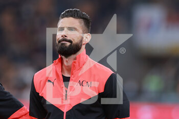2021-10-16 - Olivier Giroud of AC Milan during the Serie A 2021/22 football match between AC Milan and Hellas Verona FC at Giuseppe Meazza Stadium, Milan, Italy on October 16, 2021 - AC MILAN VS HELLAS VERONA FC - ITALIAN SERIE A - SOCCER