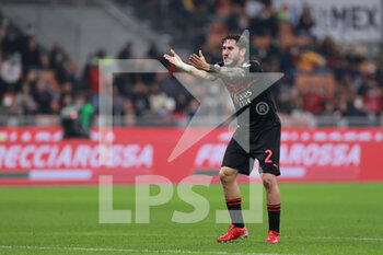 2021-10-16 - Davide Calabria of AC Milan reacts during the Serie A 2021/22 football match between AC Milan and Hellas Verona FC at Giuseppe Meazza Stadium, Milan, Italy on October 16, 2021 - AC MILAN VS HELLAS VERONA FC - ITALIAN SERIE A - SOCCER