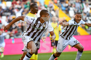 2021-10-17 - Esultanza di Norberto Bercique Gomes Betuncal (Udinese) dopo aver segnato il gol del 1-1 - UDINESE CALCIO VS BOLOGNA FC - ITALIAN SERIE A - SOCCER