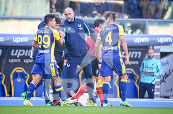 2021-10-24 - Giovanni Simeoni (Verona) celebrates after scoring a goal 2-0 with Igor Tudor (Head Coach Verona) - HELLAS VERONA FC VS SS LAZIO - ITALIAN SERIE A - SOCCER