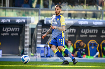 2021-10-24 - Verona's Federico Ceccherini portrait in action - HELLAS VERONA FC VS SS LAZIO - ITALIAN SERIE A - SOCCER