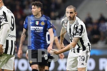 2021-10-24 - Leonardo Bonucci of Juventus FC gestures during the Serie A 2021/22 football match between FC Internazionale and Juventus FC at Giuseppe Meazza Stadium, Milan, Italy on October 24, 2021 - INTER - FC INTERNAZIONALE VS JUVENTUS FC - ITALIAN SERIE A - SOCCER