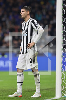 2021-10-24 - Alvaro Morata of Juventus FC during the Serie A 2021/22 football match between FC Internazionale and Juventus FC at Giuseppe Meazza Stadium, Milan, Italy on October 24, 2021 - INTER - FC INTERNAZIONALE VS JUVENTUS FC - ITALIAN SERIE A - SOCCER