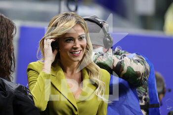 2021-10-24 - Diletta Leotta of DAZN Italia during the Serie A 2021/22 football match between FC Internazionale and Juventus FC at Giuseppe Meazza Stadium, Milan, Italy on October 24, 2021 - INTER - FC INTERNAZIONALE VS JUVENTUS FC - ITALIAN SERIE A - SOCCER