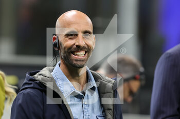 2021-10-24 - Borja Valero of DAZN Italia during the Serie A 2021/22 football match between FC Internazionale and Juventus FC at Giuseppe Meazza Stadium, Milan, Italy on October 24, 2021 - INTER - FC INTERNAZIONALE VS JUVENTUS FC - ITALIAN SERIE A - SOCCER