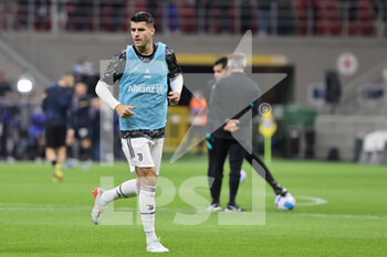 2021-10-24 - Alvaro Morata of Juventus FC warms up during the Serie A 2021/22 football match between FC Internazionale and Juventus FC at Giuseppe Meazza Stadium, Milan, Italy on October 24, 2021 - INTER - FC INTERNAZIONALE VS JUVENTUS FC - ITALIAN SERIE A - SOCCER