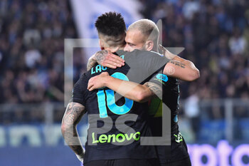 2021-10-27 - Federico Dimarco (Inter) celebrates after scoring a goal with Lautaro Martinez (Inter) - EMPOLI FC VS INTER - FC INTERNAZIONALE - ITALIAN SERIE A - SOCCER
