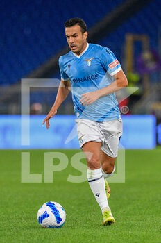 2021-10-27 - Pedro (SS Lazio)  during the  Italian Football Championship League A 2021/2022 match between SS Lazio vs ACF Fiorentina at the Olimpic Stadium in Rome on 27 October 2021. - SS LAZIO VS ACF FIORENTINA - ITALIAN SERIE A - SOCCER