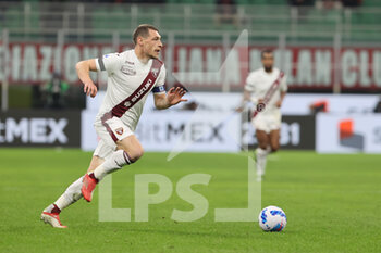 2021-10-26 - Andrea Belotti of Torino FC in action during the Serie A 2021/22 football match between AC Milan and Torino FC at Giuseppe Meazza Stadium, Milan, Italy on October 26, 2021 - AC MILAN VS TORINO FC - ITALIAN SERIE A - SOCCER