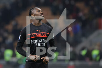 2021-10-26 - Rafael Leao of AC Milan celebrates the victory at the end of the match during the Serie A 2021/22 football match between AC Milan and Torino FC at Giuseppe Meazza Stadium, Milan, Italy on October 26, 2021 - AC MILAN VS TORINO FC - ITALIAN SERIE A - SOCCER