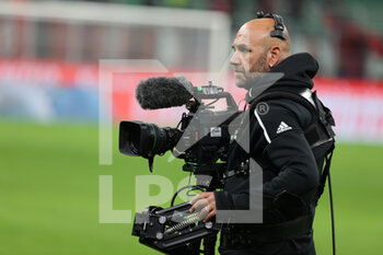 2021-10-26 - Cameramen television during the Serie A 2021/22 football match between AC Milan and Torino FC at Giuseppe Meazza Stadium, Milan, Italy on October 26, 2021 - AC MILAN VS TORINO FC - ITALIAN SERIE A - SOCCER