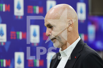 2021-10-26 - Stefano Pioli Head Coach of AC Milan during the Serie A 2021/22 football match between AC Milan and Torino FC at Giuseppe Meazza Stadium, Milan, Italy on October 26, 2021 - AC MILAN VS TORINO FC - ITALIAN SERIE A - SOCCER