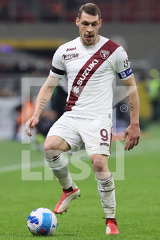 2021-10-26 - Andrea Belotti of Torino FC in action during the Serie A 2021/22 football match between AC Milan and Torino FC at Giuseppe Meazza Stadium, Milan, Italy on October 26, 2021 - AC MILAN VS TORINO FC - ITALIAN SERIE A - SOCCER