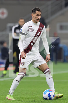 2021-10-26 - Sasa Lukic of Torino FC in action during the Serie A 2021/22 football match between AC Milan and Torino FC at Giuseppe Meazza Stadium, Milan, Italy on October 26, 2021 - AC MILAN VS TORINO FC - ITALIAN SERIE A - SOCCER