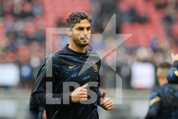 2021-10-31 - Andrea Ranocchia of FC Internazionale warms up during the Serie A 2021/22 football match between FC Internazionale and Udinese Calcio at Giuseppe Meazza Stadium, Milan, Italy on October 31, 2021 - INTER - FC INTERNAZIONALE VS UDINESE CALCIO - ITALIAN SERIE A - SOCCER