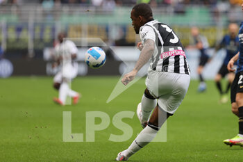 2021-10-31 - Samir of Udinese Calcio in action during the Serie A 2021/22 football match between FC Internazionale and Udinese Calcio at Giuseppe Meazza Stadium, Milan, Italy on October 31, 2021 - INTER - FC INTERNAZIONALE VS UDINESE CALCIO - ITALIAN SERIE A - SOCCER