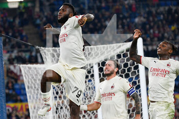 2021-10-31 - Frank Kessie (AC Milan) celebrates after scoring goal 0-2 during the  Italian Football Championship League A 2021/2022 match between AS Roma vs AC Milan at the Olimpic Stadium in Rome  on 31 October  2021. - AS ROMA VS AC MILAN - ITALIAN SERIE A - SOCCER
