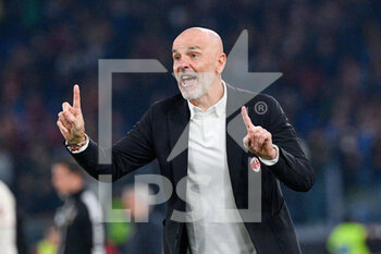 2021-10-31 - Stefano Pioli coach (AC Milan)  during the  Italian Football Championship League A 2021/2022 match between AS Roma vs AC Milan at the Olimpic Stadium in Rome  on 31 October  2021. - AS ROMA VS AC MILAN - ITALIAN SERIE A - SOCCER