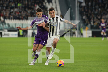 2021-11-06 - M. Quarta (AC Fiorentina) vs Paulo Dybala (Juventus FC) - JUVENTUS FC VS ACF FIORENTINA - ITALIAN SERIE A - SOCCER