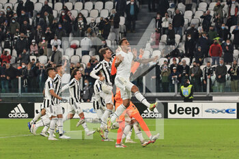 2021-11-06 - The players of Juventus FC celebrates the victory - JUVENTUS FC VS ACF FIORENTINA - ITALIAN SERIE A - SOCCER