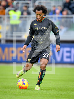 2021-11-07 - Venezia's Gianluca Busio portrait in action - VENEZIA FC VS AS ROMA - ITALIAN SERIE A - SOCCER