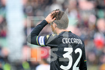 2021-11-07 - Venezia's Pietro Ceccaroni portrait dispairs - VENEZIA FC VS AS ROMA - ITALIAN SERIE A - SOCCER